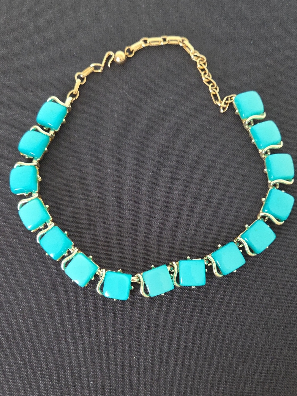 Vintage Coro turquoise blue thermoset and gold-tone link necklace